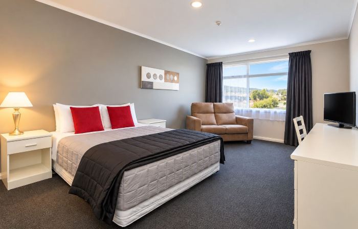 Champers Motor Inn
