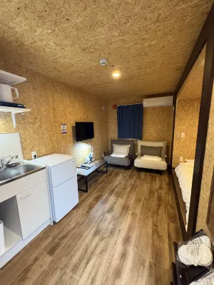 Trail Inn Iyo-Saijo - 2-Star