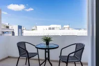 Olympian Beach 2BR Suite with Balcony - 2-Star