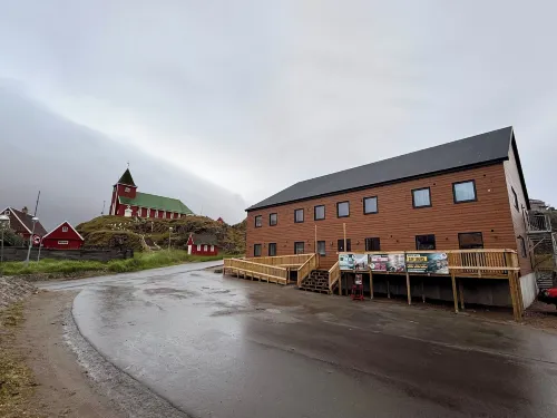 Sisimiut Lodge - 3-Star