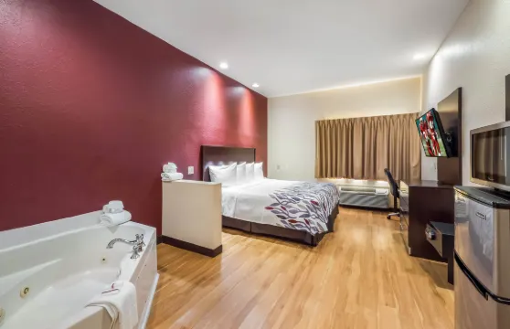 奧卡拉紅屋頂酒店