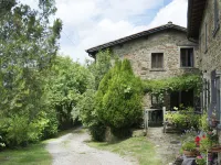 Apartment "le scalette" a Relaxing Oasis Near Florence Hotels in Vicchio