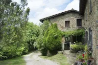 Apartment "le scalette" a Relaxing Oasis Near Florence