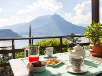 Stefania (Vna370) Hotels in Varenna