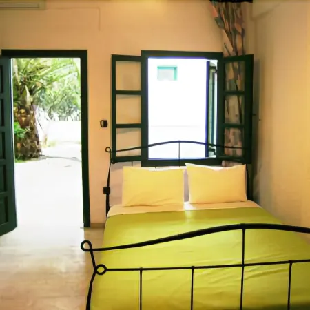 Marianna Apartments