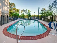 Hampton Inn Birmingham/Mountain Brook Hotels near Back Forty Beer Co.