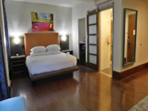 The Tudor Arms Hotel Cleveland - a DoubleTree by Hilton Hotels in Cleveland