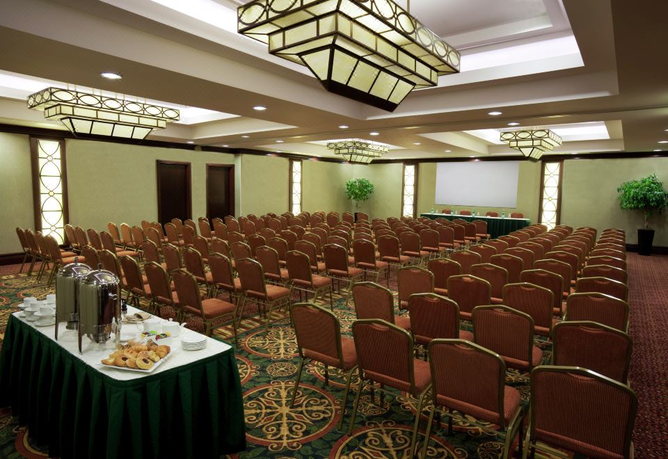 힐튼 가든 인 로비