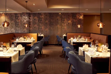 Van der Valk Hotel Groningen Zuidbroek Отели в г. Схемда