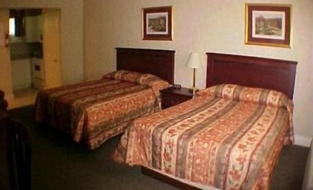 Trenton Park Motel - Housity