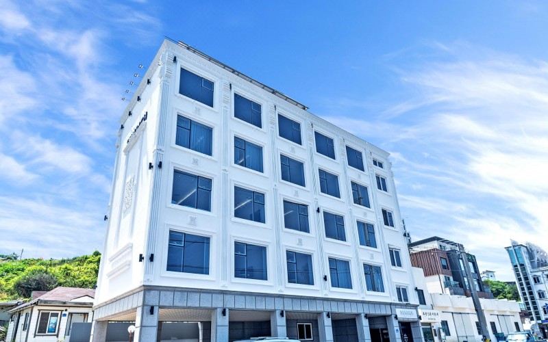 썬리치펜션 바다 전망 사진