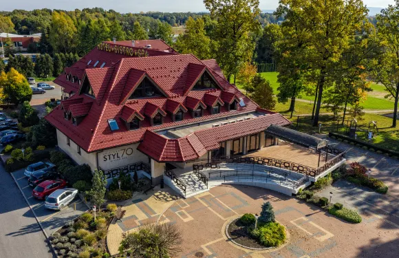 斯提爾70號酒店