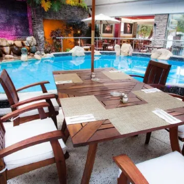 Hotel Rio Malecon