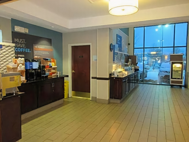 Holiday Inn Express & Suites North Lima, an Ihg Hotel