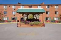 Super 8 by Wyndham Jackson Hole Hotels in Wilson