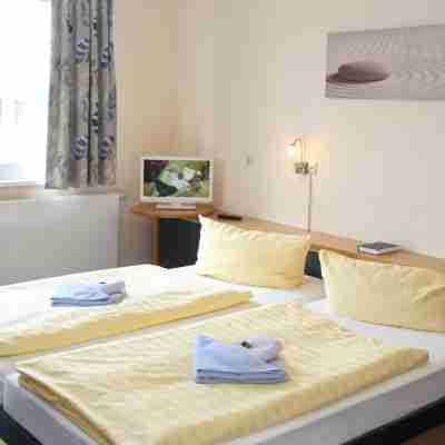 VCH格賴夫斯瓦爾德飯店 Rooms