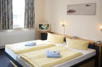 VCH Hotel Greifswald Отели в г. Лубмин