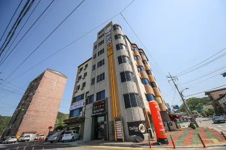 Cheongsong Baegunjang Motel