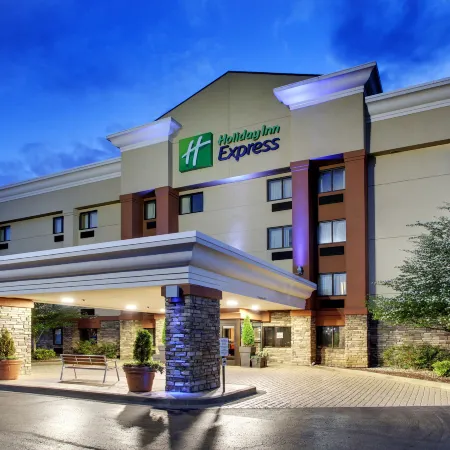 Holiday Inn Express FORT CAMPBELL-OAK GROVE by IHG