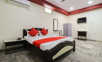 OYO 28668 Hotel Shiv Ganga