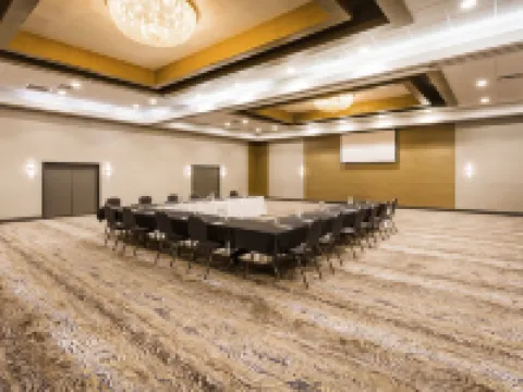 โรงแรม ฮอลิเดย์ อินน์ โรอาโนค แอร์พอร์ต – คอนเฟอเรนซ์ CTR บาย IHG โรงแรมในโรอาโนค