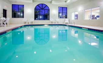 Holiday Inn Express & Suites Rocky Mount/Smith Mtn Lake