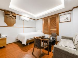 Goyang Karma Hotel