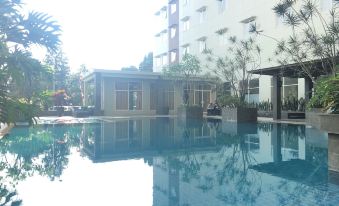 Chic and Cozy 2Br Apartment at Pinewood Jatinangor Near Jatos