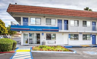Motel 6 Vacaville, CA