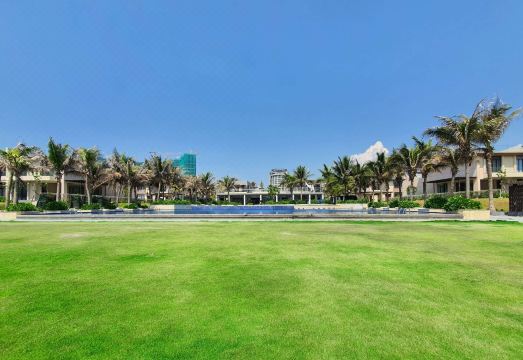 윈덤 깜란 빌라 전경