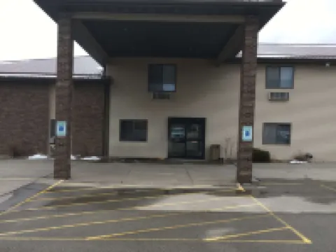 AmericInn by Wyndham Viroqua Hotel di Viroqua