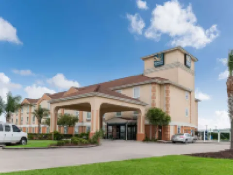Quality Inn & Suites Houma Hotels in Houma