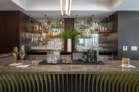 Tulsa Club Hotel, Curio Collection by Hilton - bar