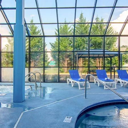 Comfort Suites Knoxville Airport