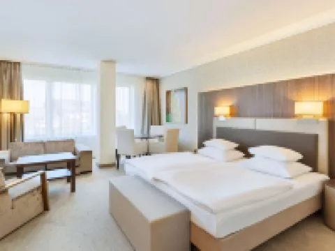 โรงแรมชิลเลอร์พาร์ค ลินซ์ - โรงแรมในเครือเรดิสัน โรงแรมในลินซ์