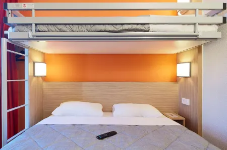 Premiere Classe Marne la Vallee - Bussy Saint Georges Отели в г. Феррьер-ан-Бри