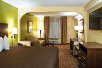 Rodeway Inn & Suites - 2-Star