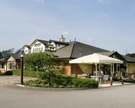 Premier Inn Bradford South Hotels in Cleckheaton
