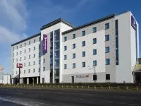 Premier Inn Reading Gateway Hotels near Madejski Stadium