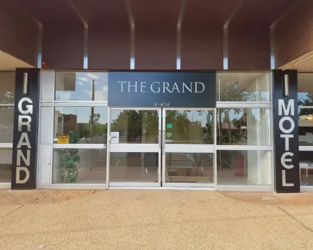 The Grand Motel Hotels in Griffith