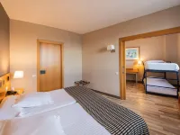 Ponient Vila Centric by PortAventura World Hotels in Reus