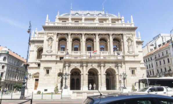 Real Apartments Révay