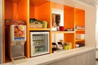 Premiere Classe Valenciennes Ouest - Petite-FORÊT - 2-Star