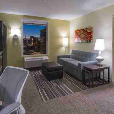Home2 Suites by Hilton - Kansas City Downtown Rooms