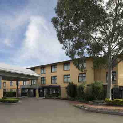 Mercure Sydney Blacktown Hotel Exterior