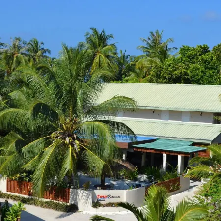 Tme Retreats Dhigurah