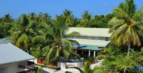 Tme Retreats Dhigurah - Beach