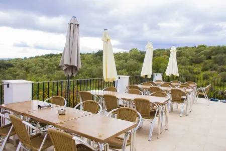 Centro de Naturaleza Cañada Verde "El Bosque Encantado de Córdoba" Отели в г. Посадас