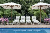 Rozenburg Guest House