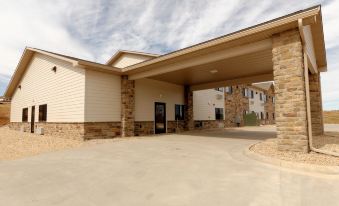 Cobblestone Inn & Suites - Denison | Oak Ridge